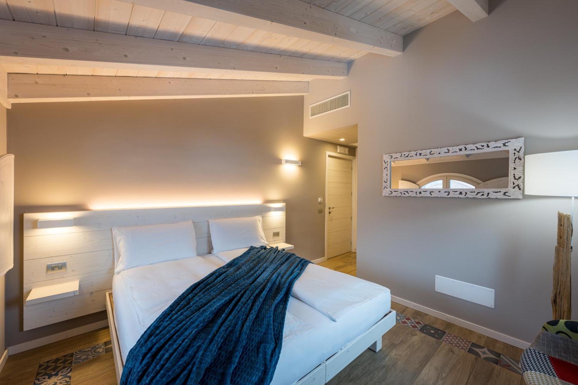 Bianco Hotel Primaluna Ngoại thất bức ảnh
